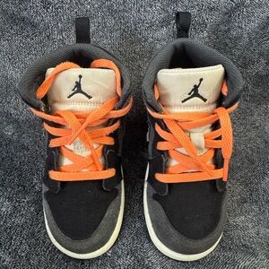 Air Jordan 1 Mid SE Craft GS 'Anthracite Light Olive'